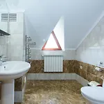 Zolota Rybka Villa