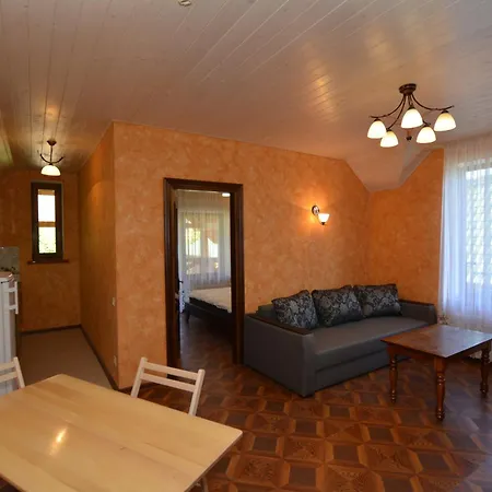 Villa Zolota Rybka Skhidnytsia