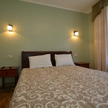 Zolota Rybka * Skhidnytsia